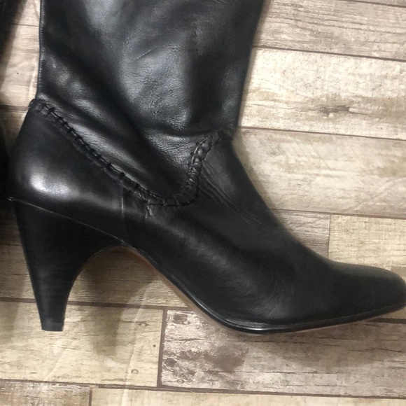 Max Studio Maureen Tall Black leather heeled boots - Picture 5 of 16